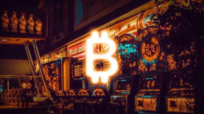 Play land based casino games with Bitcoin and get new emotions